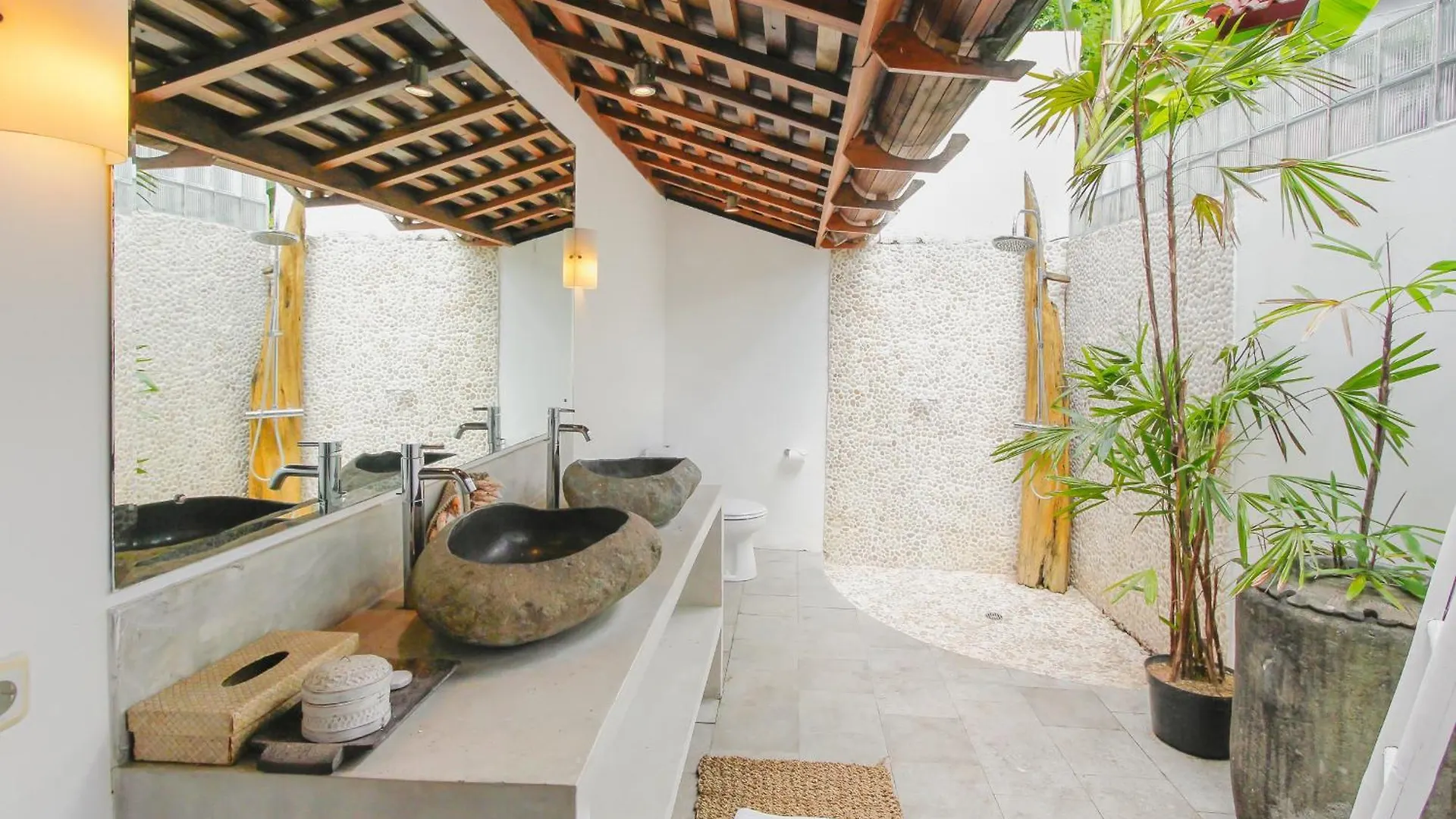 Villa Charlie Seminyak Badung  Indonesia