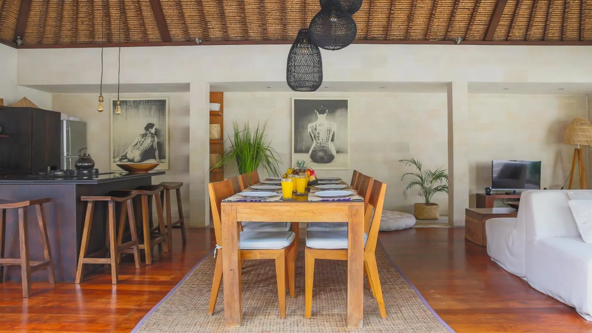 Villa Charlie Seminyak Badung  Indonesia