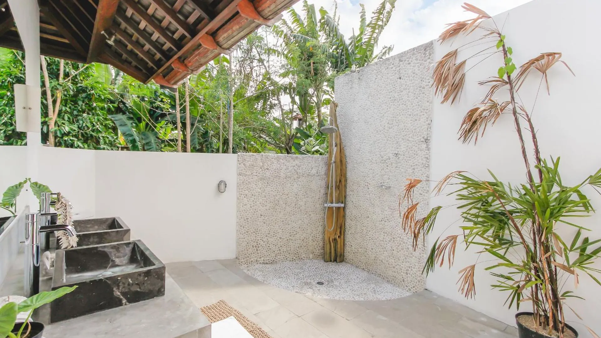 Villa Charlie Seminyak Badung